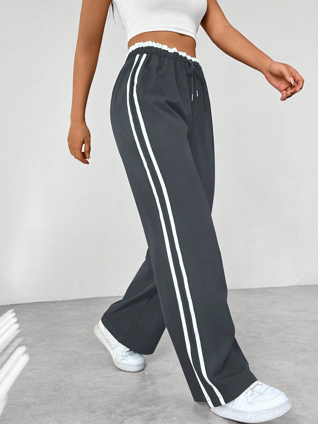 Women's Wide-Leg Streetwear Trousers | Sporty Stripe Detail