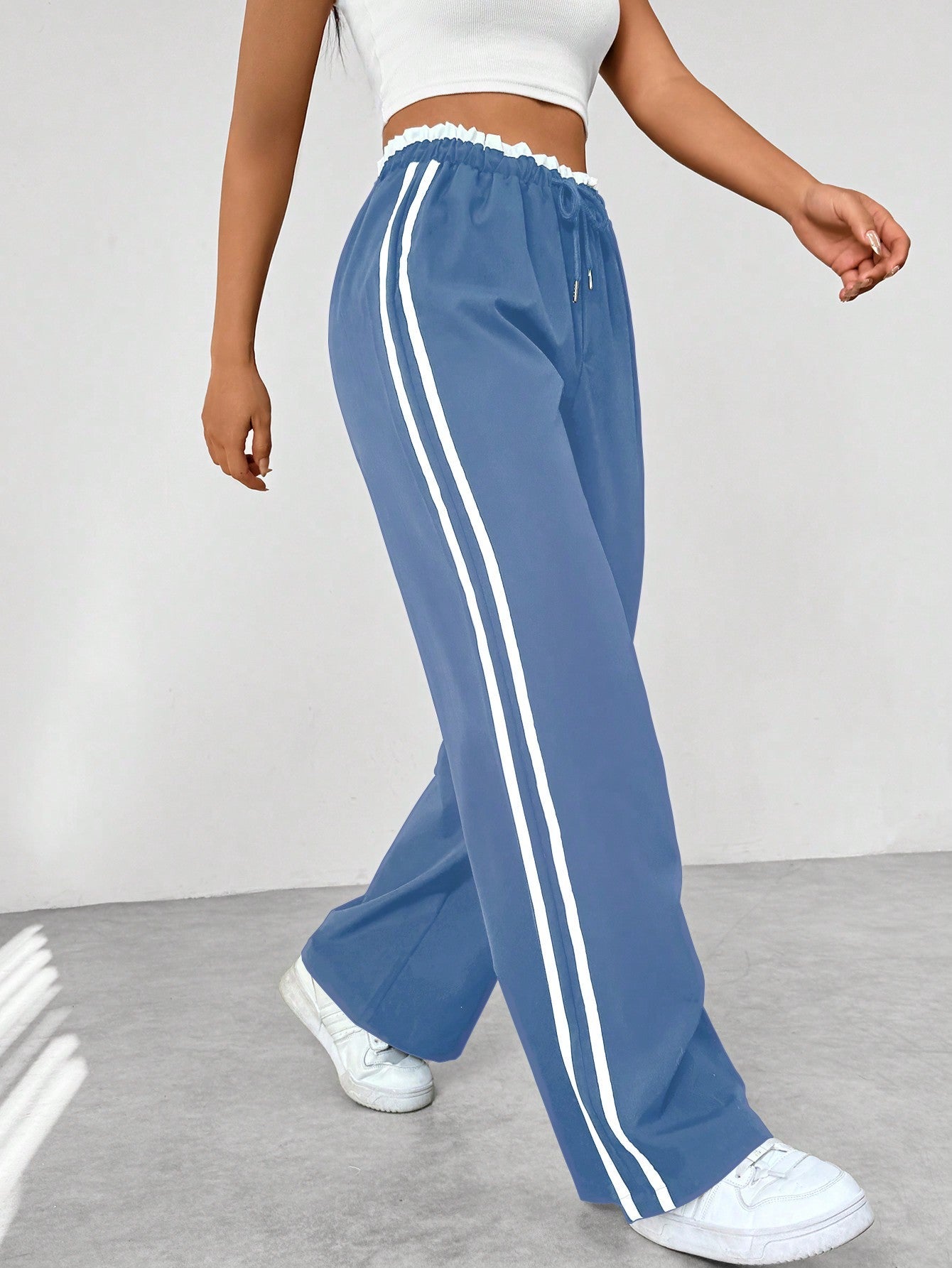 Women's Wide-Leg Streetwear Trousers | Sporty Stripe Detail