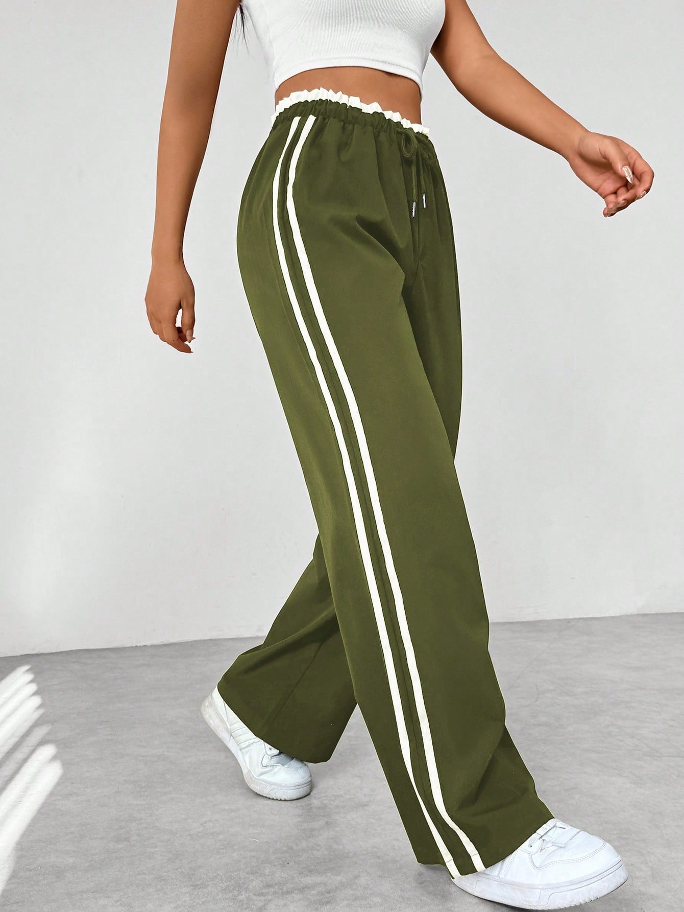 Women's Wide-Leg Streetwear Trousers | Sporty Stripe Detail