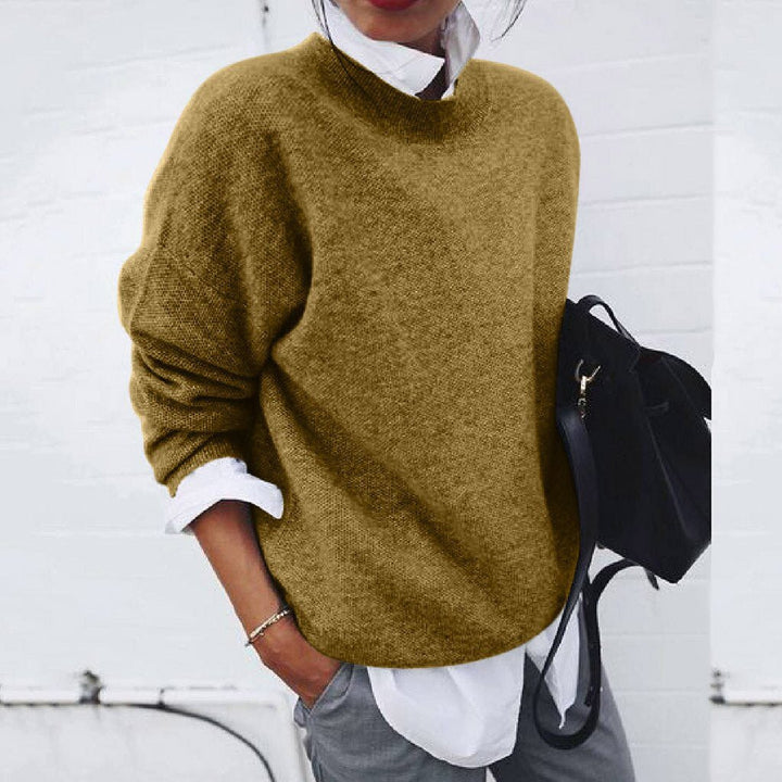 Women's Cashmere Blend Sweater | Classic Round Neck Knit