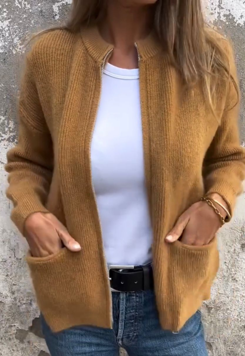 Women’s Soft Warm Long Sleeve Sweater for Everyday Wear