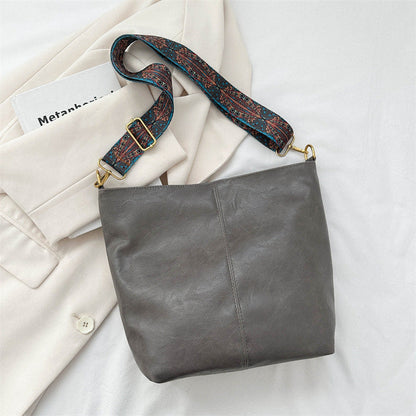 Women's Large Capacity Hobo Bag | Leather Style Everyday Tote