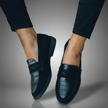 Belén | Women's Suede Crocodile-Print Slip-On Loafers
