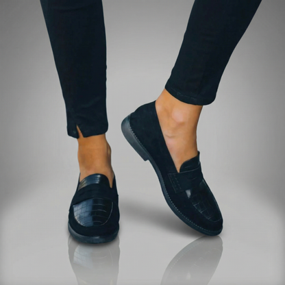 Belén | Women's Suede Crocodile-Print Slip-On Loafers