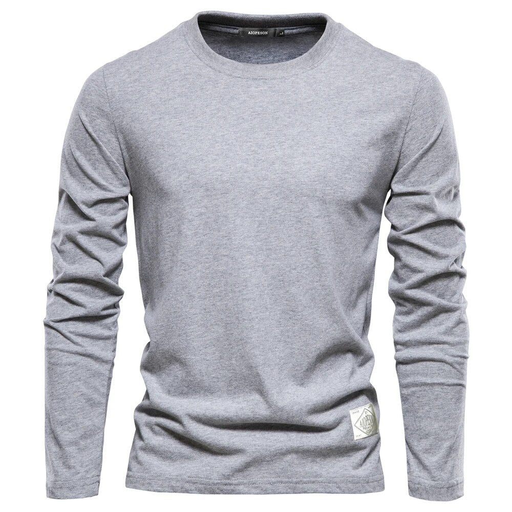 Levi | Classic Long Sleeve T-Shirt