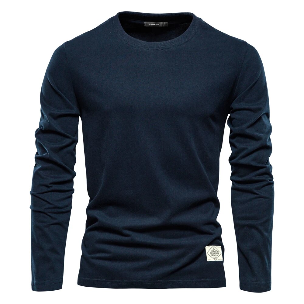 Levi | Classic Long Sleeve T-Shirt