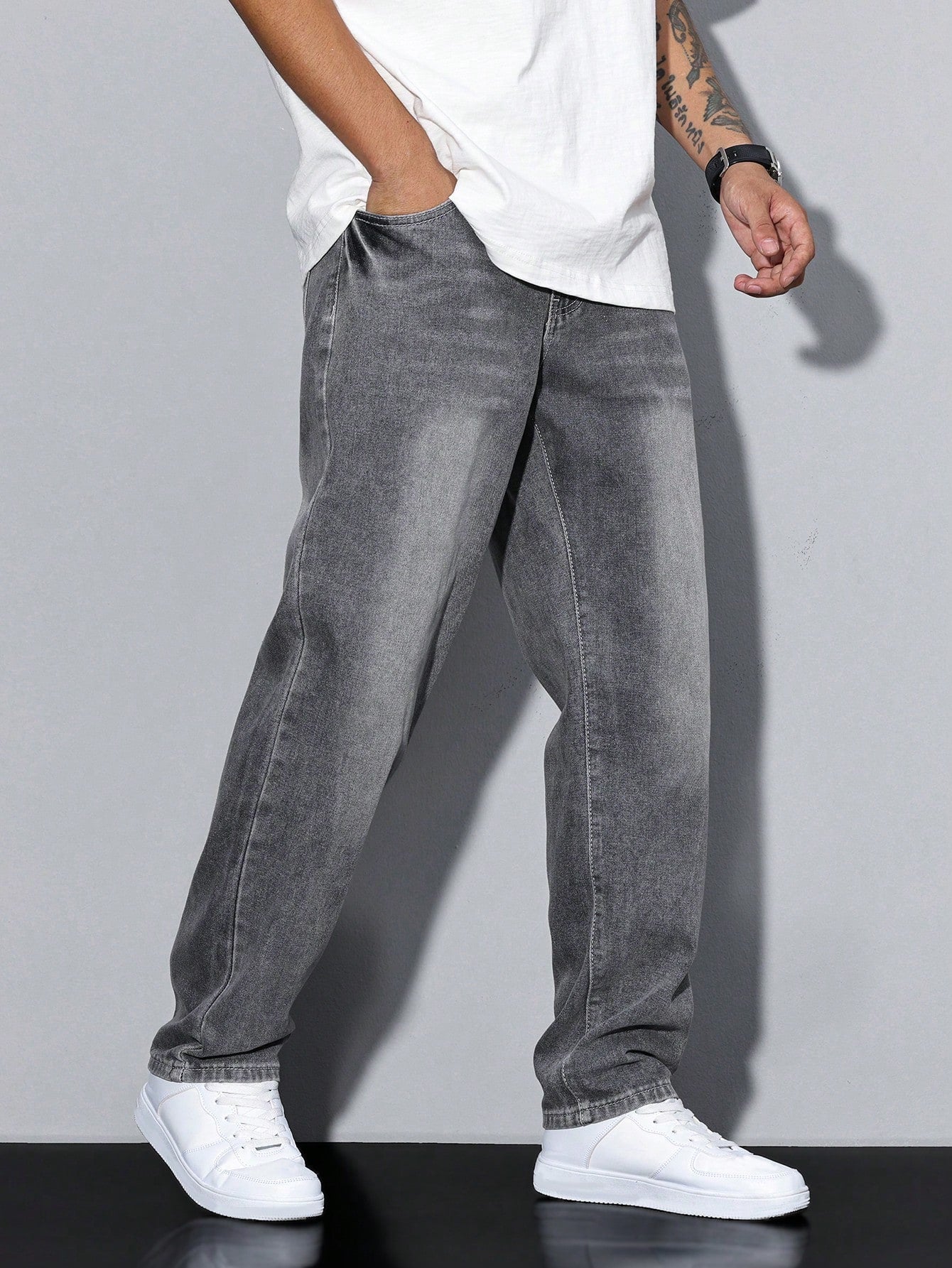 Men's Relaxed Fit Jeans | Classic Denim Style Trousers
