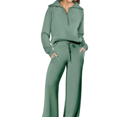 Women's Cozy Two-Piece Loungewear Set | Soft Sweatshirt & Pants
